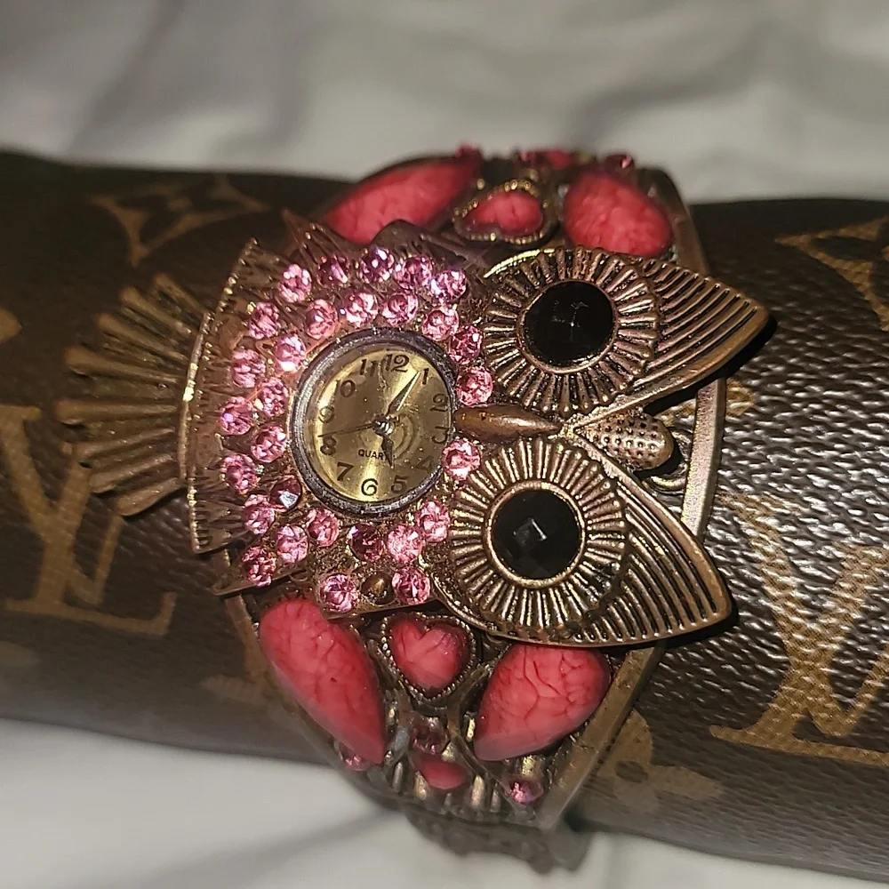 Pink Crystal‎ Owl Bangle Hinged Clamp Watch Bird Raptor Owl Pink Bronze Black